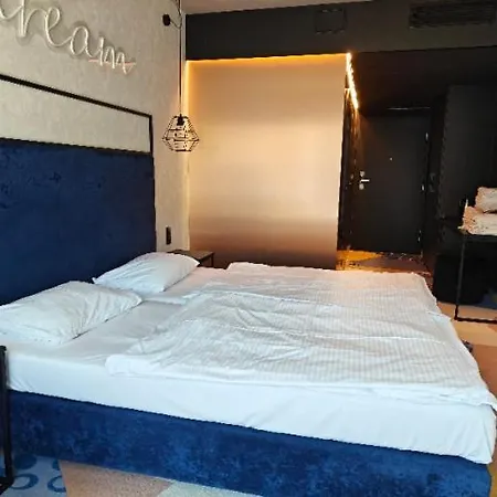 Czarna Gora, Przy Wyciagu 3*